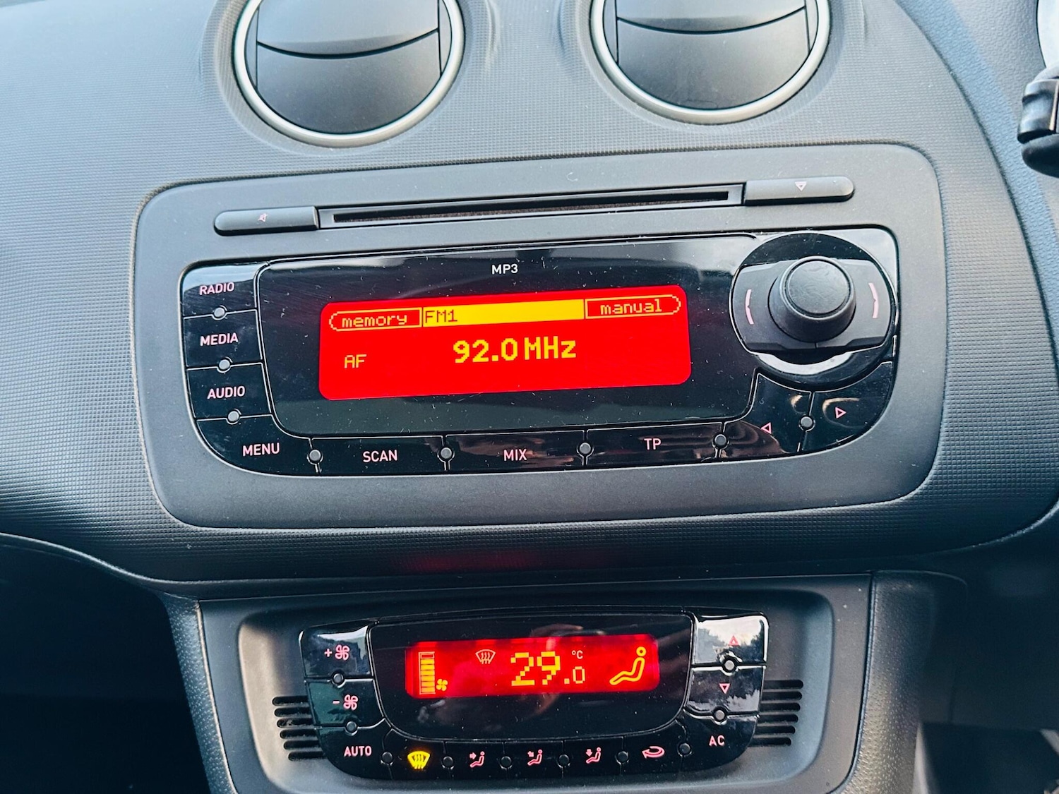 Used SEAT Ibiza 2011 for sale - 76992771: Photo 22