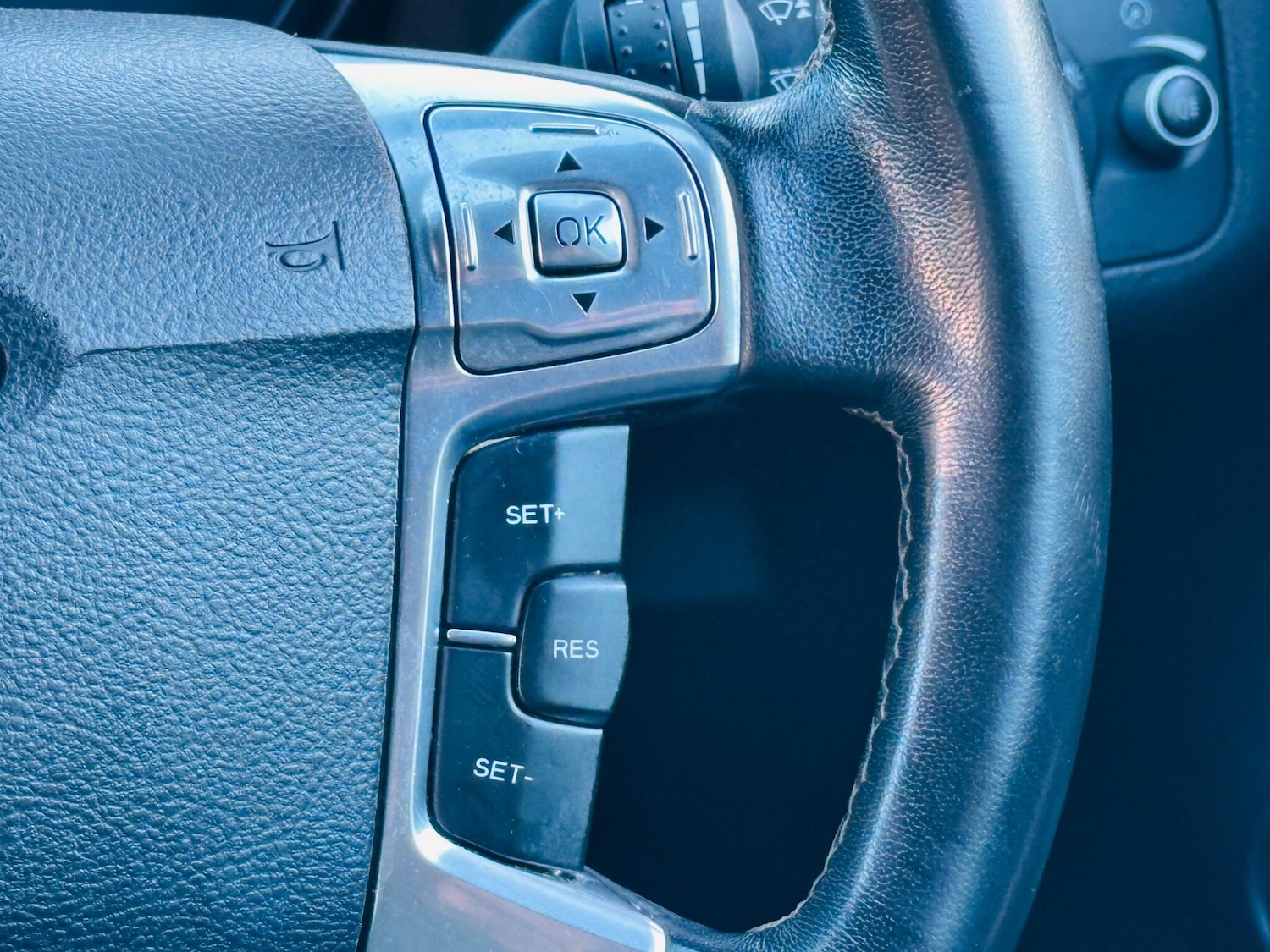 Used Ford Mondeo 2011 for sale - 76801315: Photo 23