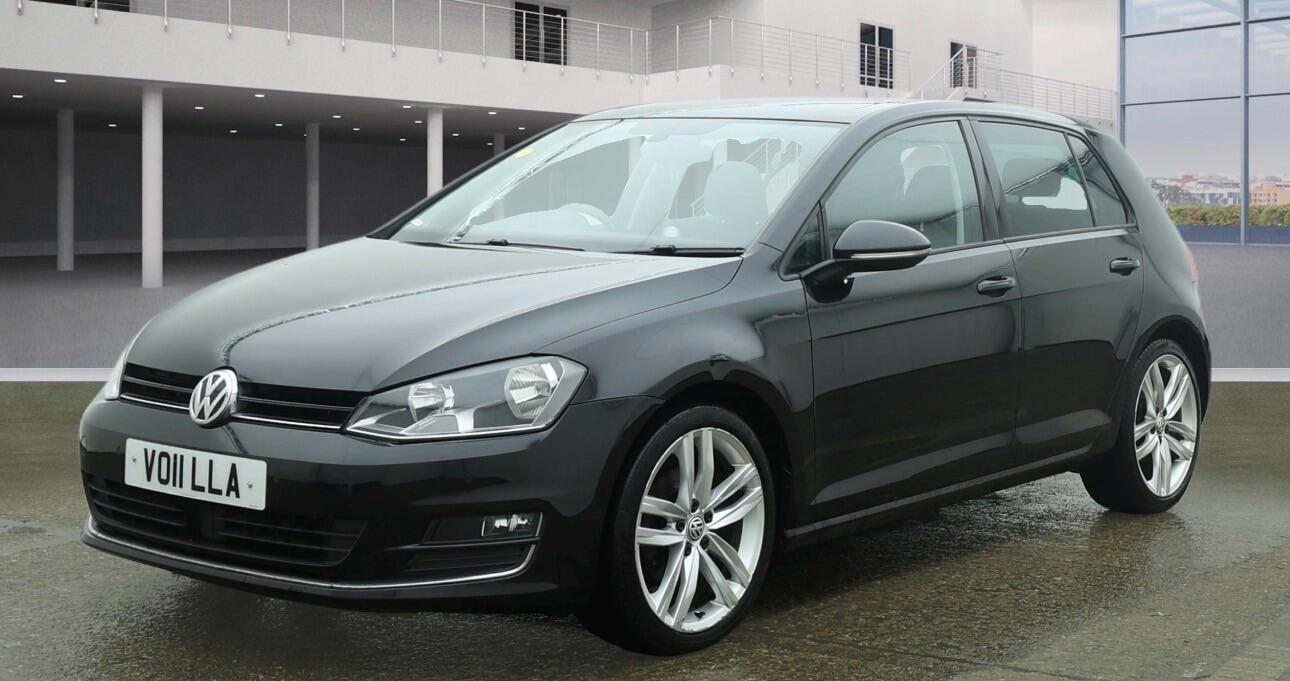 Used Volkswagen Golf 2016 for sale - 77768957: Photo 2