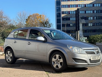 Used Vauxhall Astra 2010 for sale - 76446739: Photo