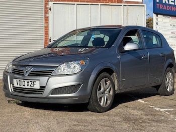 Used Vauxhall Astra 2010 for sale - 76446739: Photo