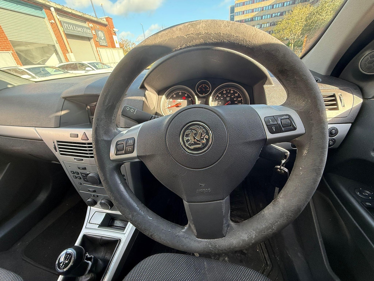 Used Vauxhall Astra 2010 for sale - 76446739: Photo 5