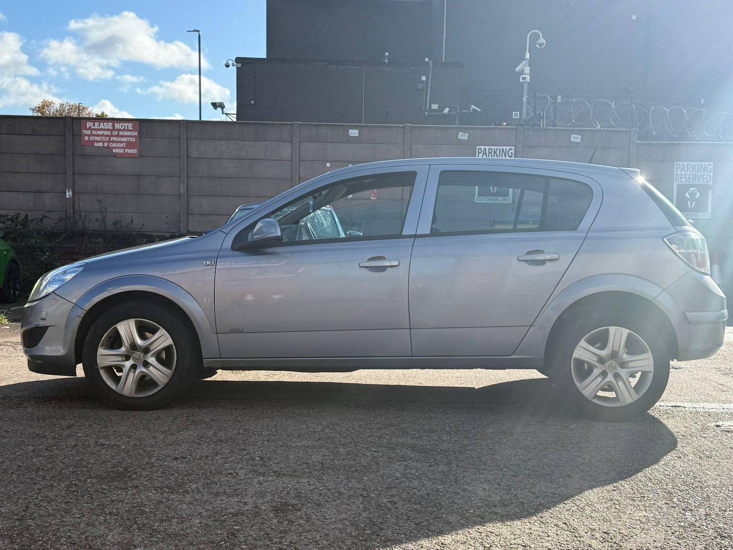 Used Vauxhall Astra 2010 for sale - 76446739: Photo 8