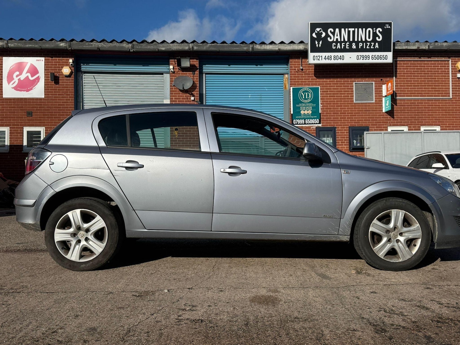 Used Vauxhall Astra 2010 for sale - 76446739: Photo 9
