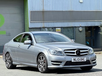 Used Mercedes-Benz C-Class 2013 for sale - 75562842: Photo