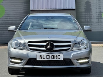 Used Mercedes-Benz C-Class 2013 for sale - 75562842: Photo