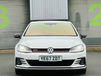 Used Volkswagen Golf 2017 for sale - 77909829: Photo