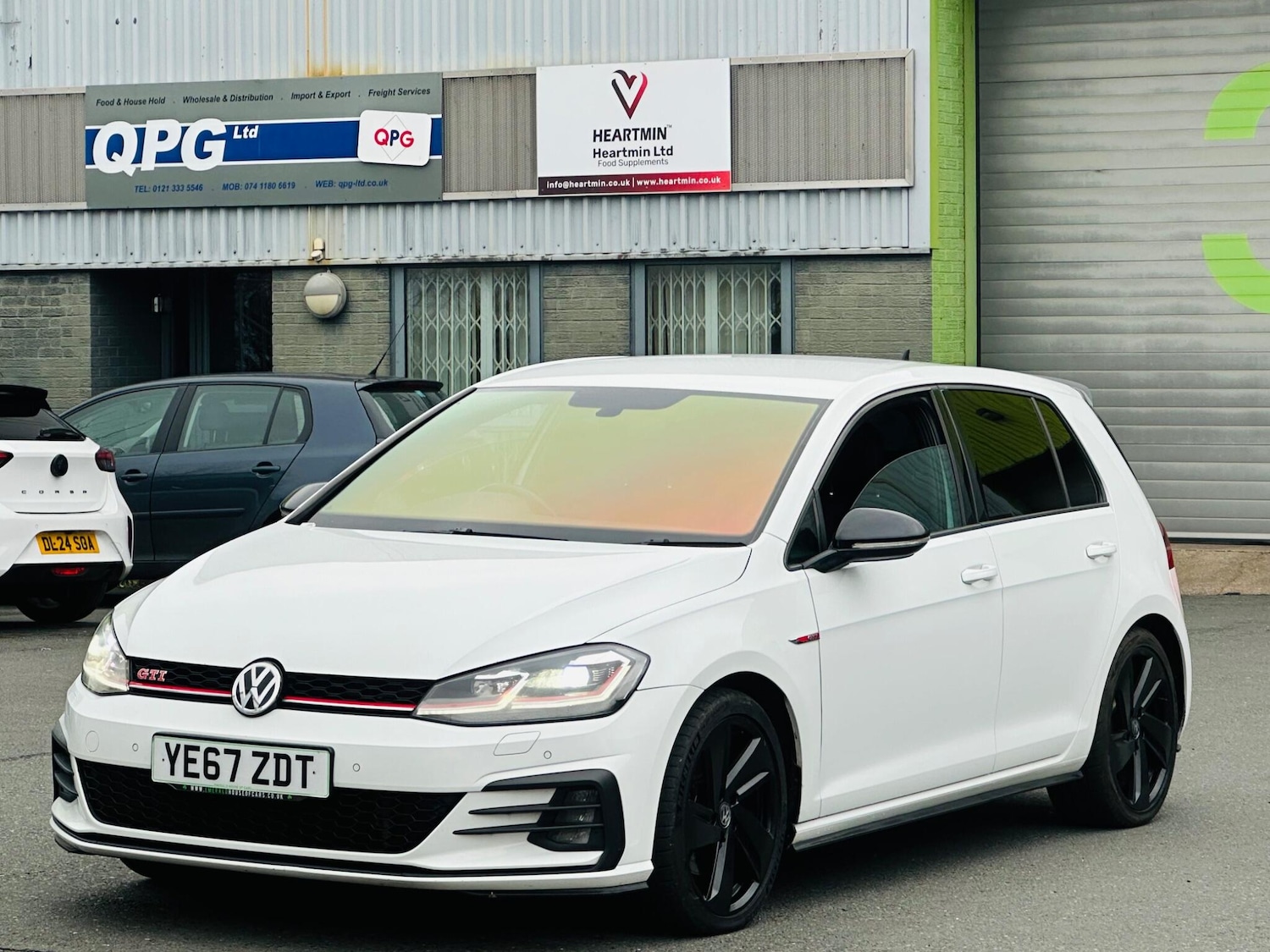 Used Volkswagen Golf 2017 for sale - 77909829: Photo 7