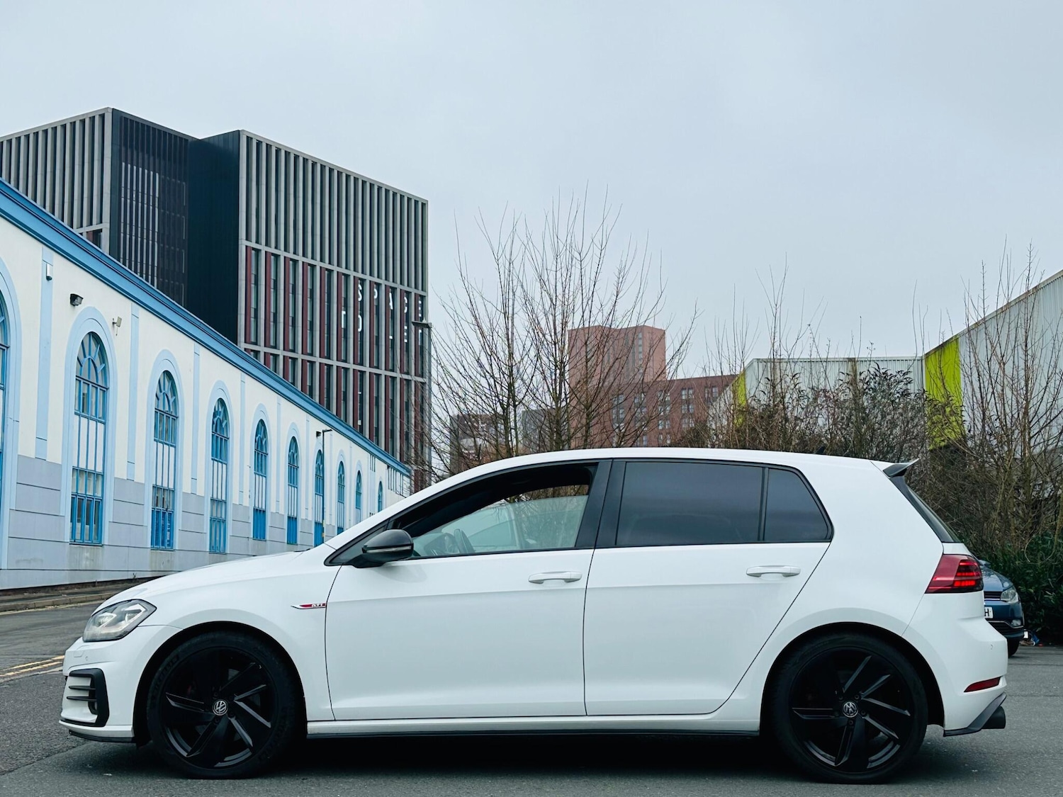 Used Volkswagen Golf 2017 for sale - 77909829: Photo 8