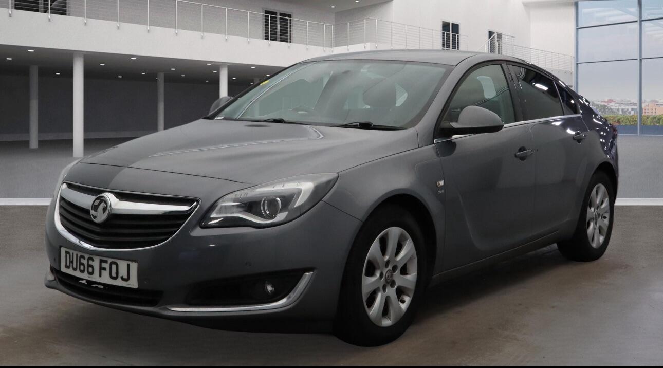 Used Vauxhall Insignia 2016 for sale - 77255310: Photo 2