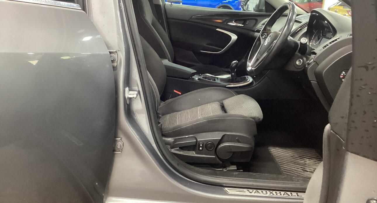 Used Vauxhall Insignia 2016 for sale - 77255310: Photo 8