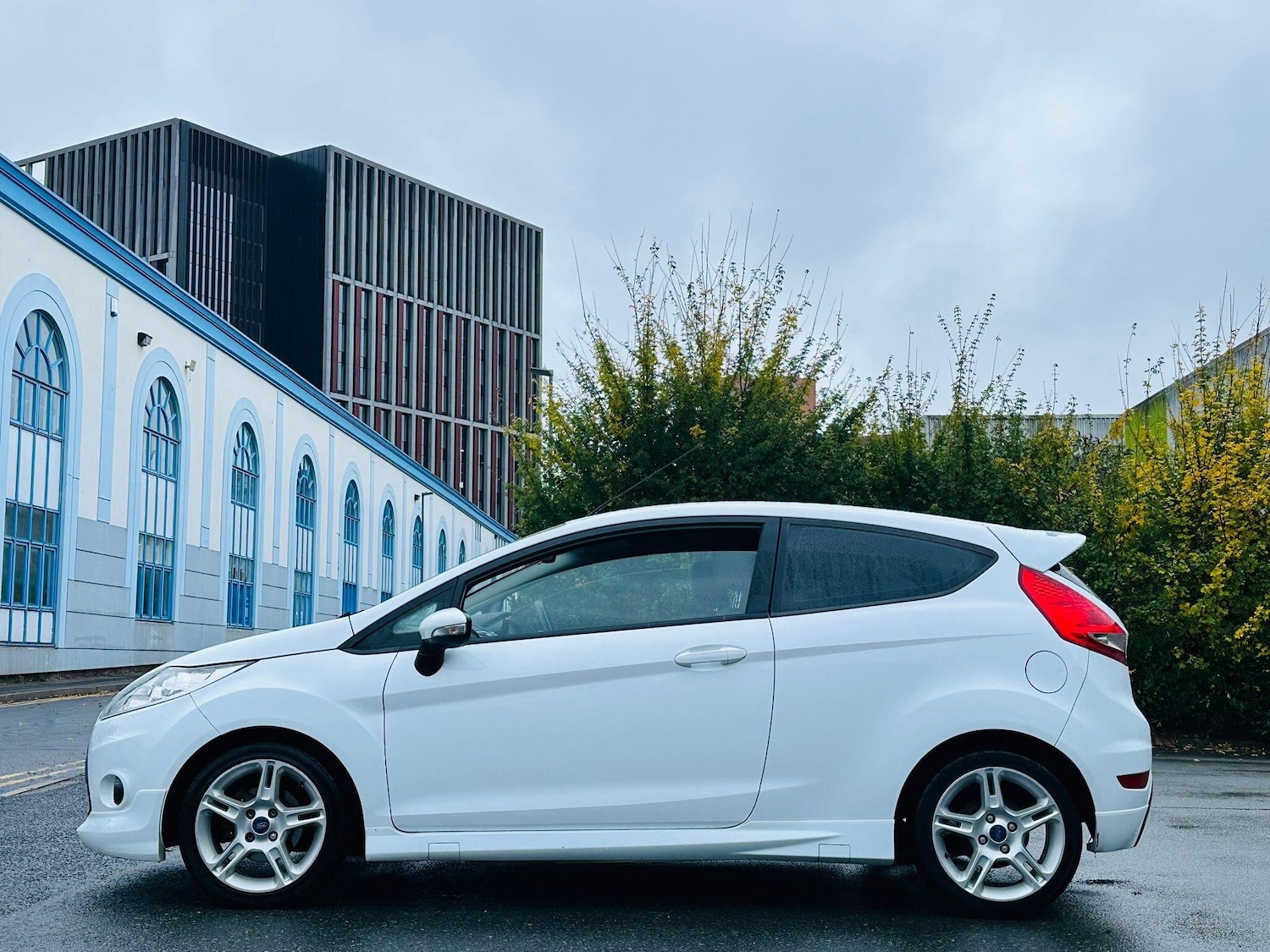 Used Ford Fiesta 2011 for sale - 76314390: Photo 8