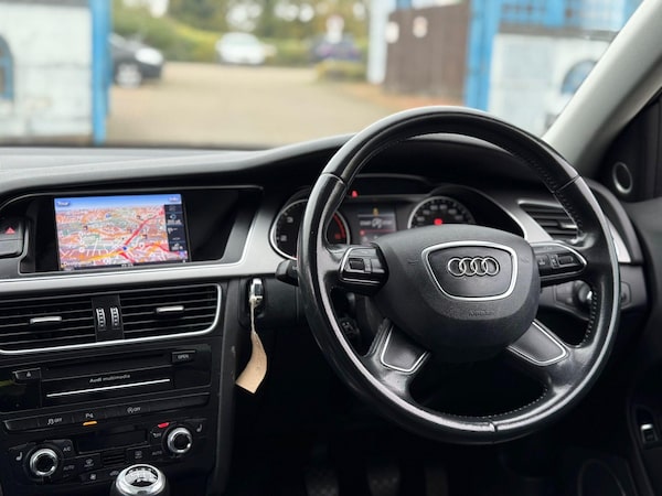 Used Audi A4 2014 for sale - 76269763: Photo 9