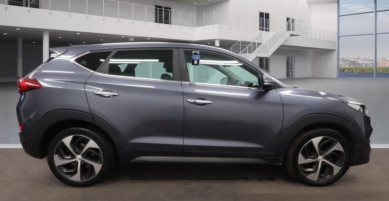 Used Hyundai TUCSON 2016 for sale - 76964947: Photo 3