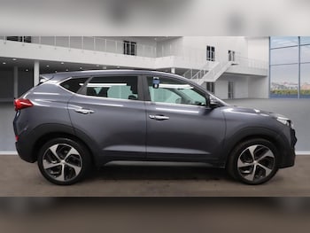 Used Hyundai TUCSON 2016 for sale - 76964947: Photo
