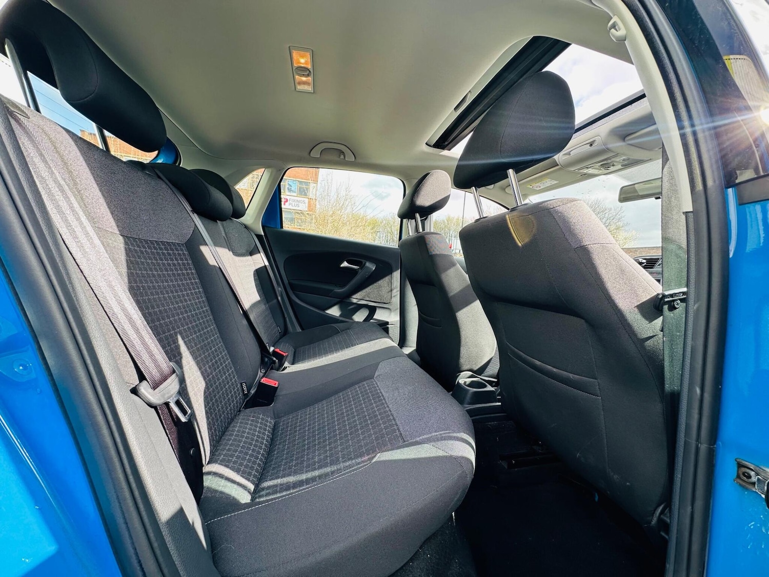 Used Volkswagen Polo 2015 for sale - 78204132: Photo 19