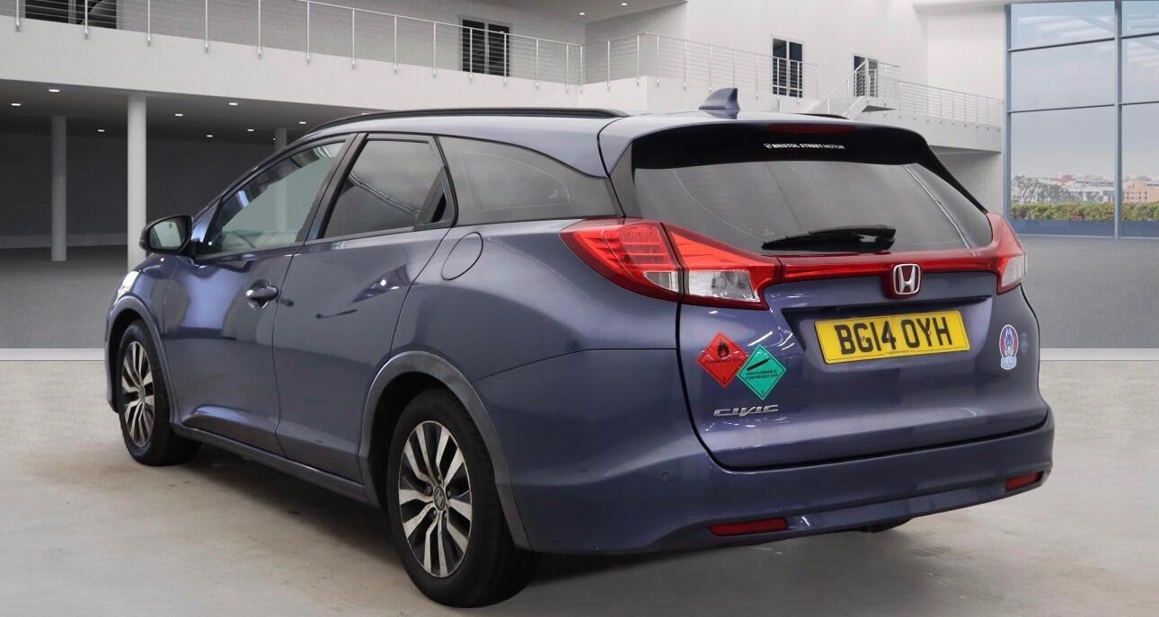 Used Honda Civic 2014 for sale - 77982328: Photo 5