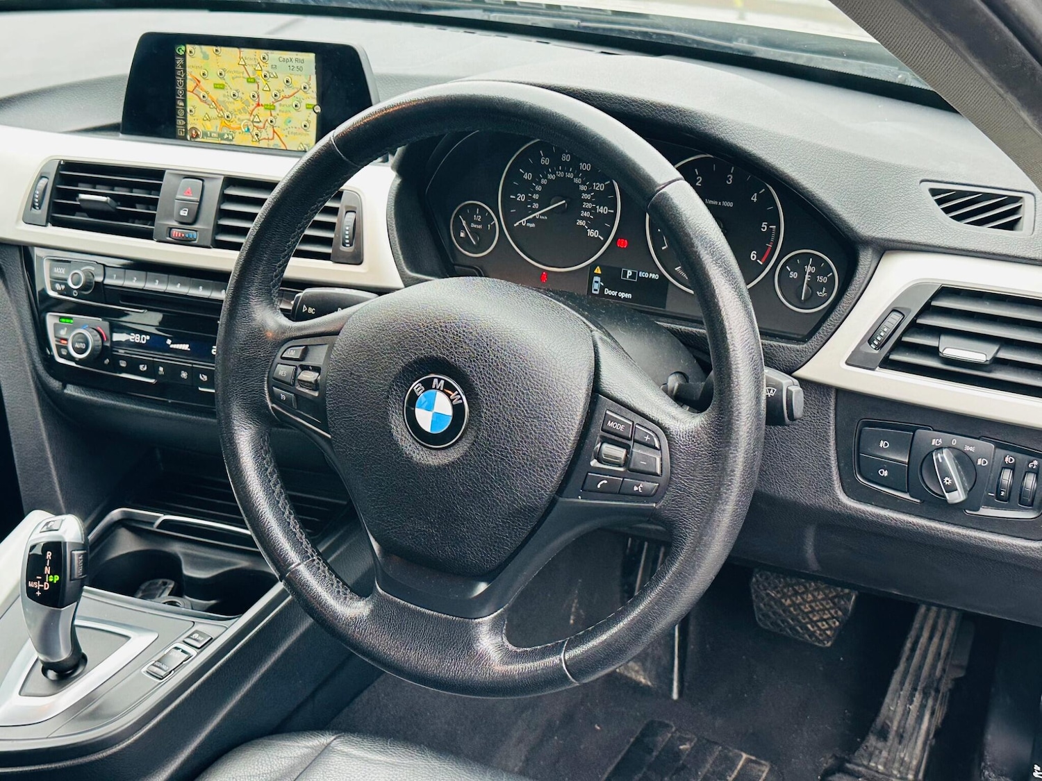 Used BMW 3 Series 2016 for sale - 77130890: Photo 23