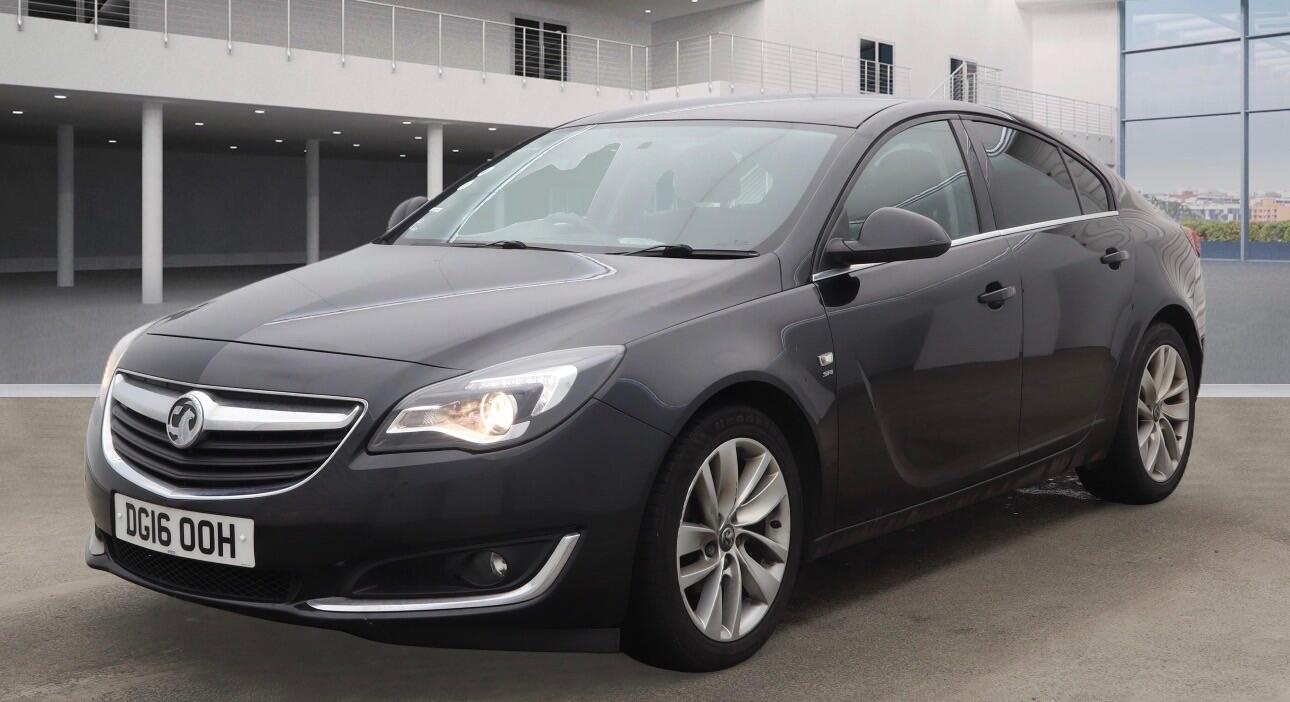 Used Vauxhall Insignia 2016 for sale - 77969858: Photo 2