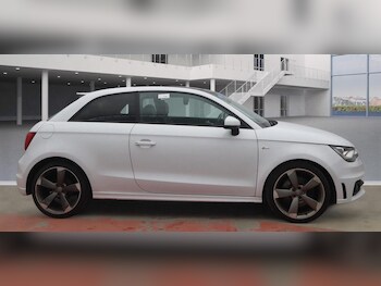 Used Audi A1 2014 for sale - 77029028: Photo