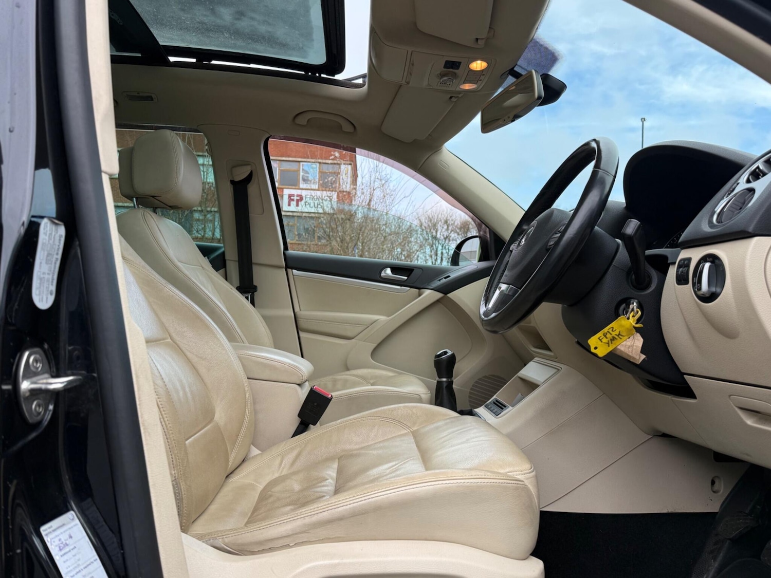 Used Volkswagen Tiguan 2012 for sale - 77386703: Photo 16