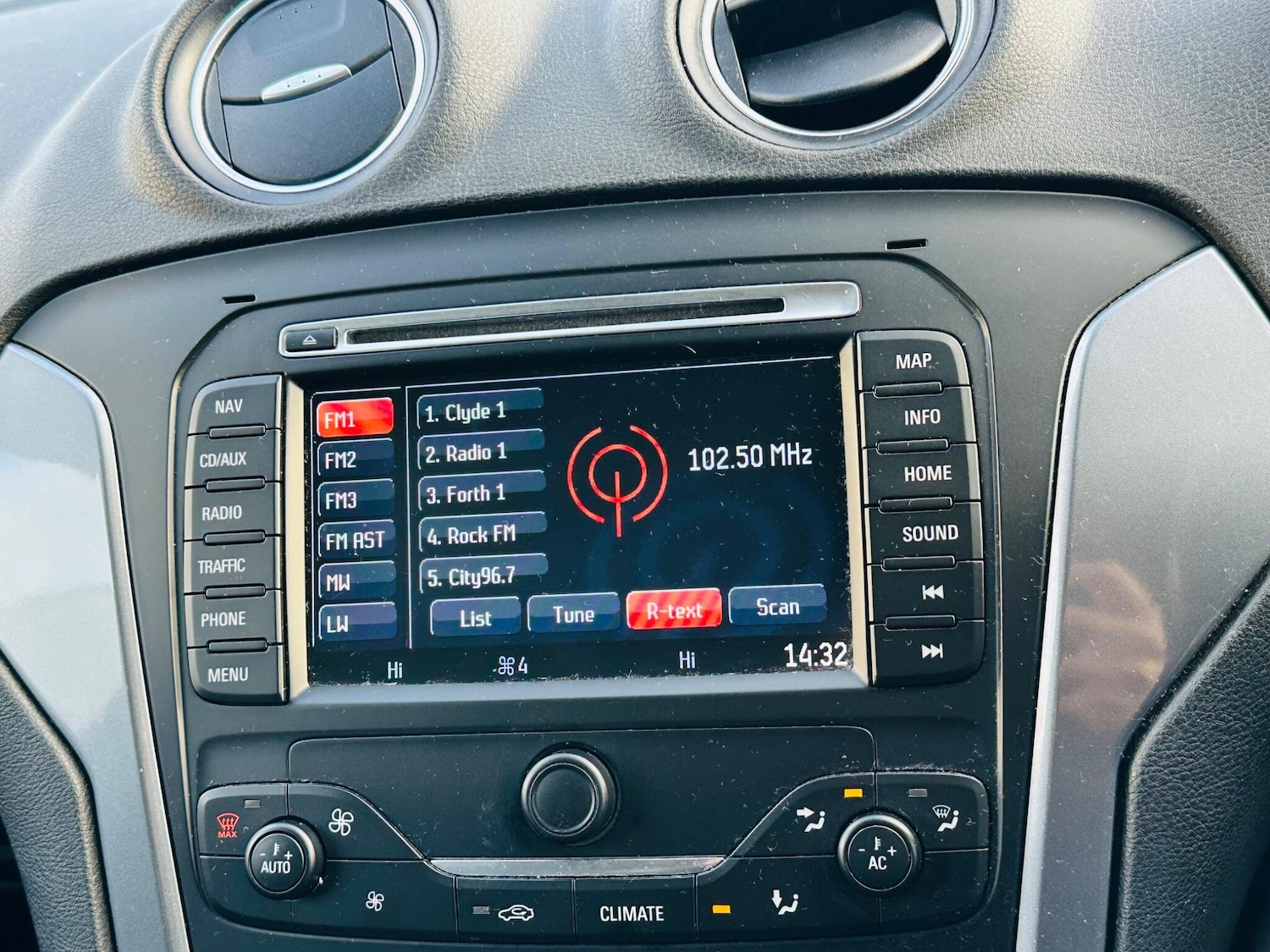 Used Ford Mondeo 2012 for sale - 76634150: Photo 26