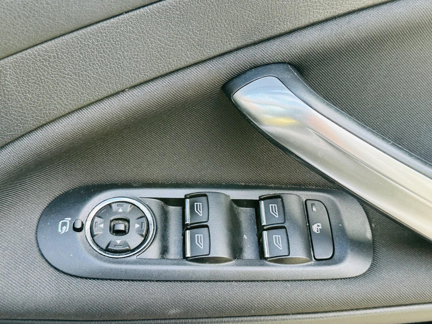 Used Ford Mondeo 2012 for sale - 76634150: Photo 27