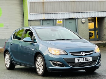 Used Vauxhall Astra 2014 for sale - 77190843: Photo