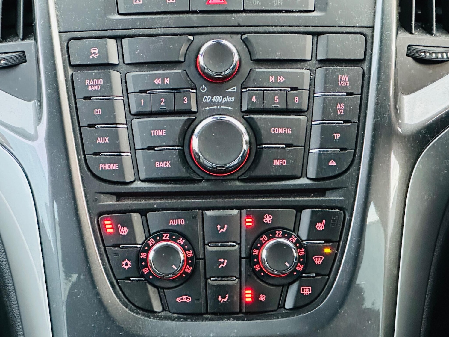 Used Vauxhall Astra 2014 for sale - 77190843: Photo 22