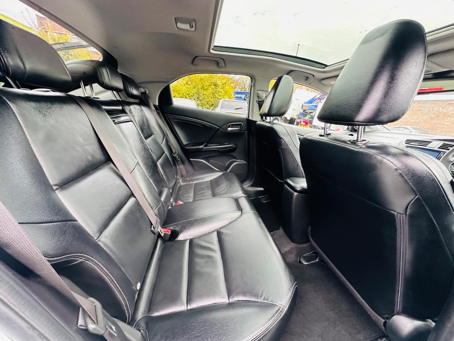 Used Honda Civic for sale - 76995402: Photo 15