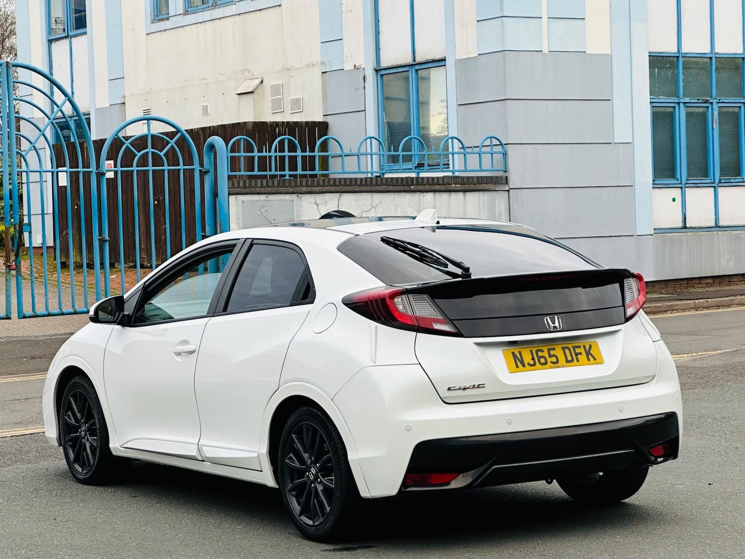 Used Honda Civic 2015 for sale - 78116095: Photo 12