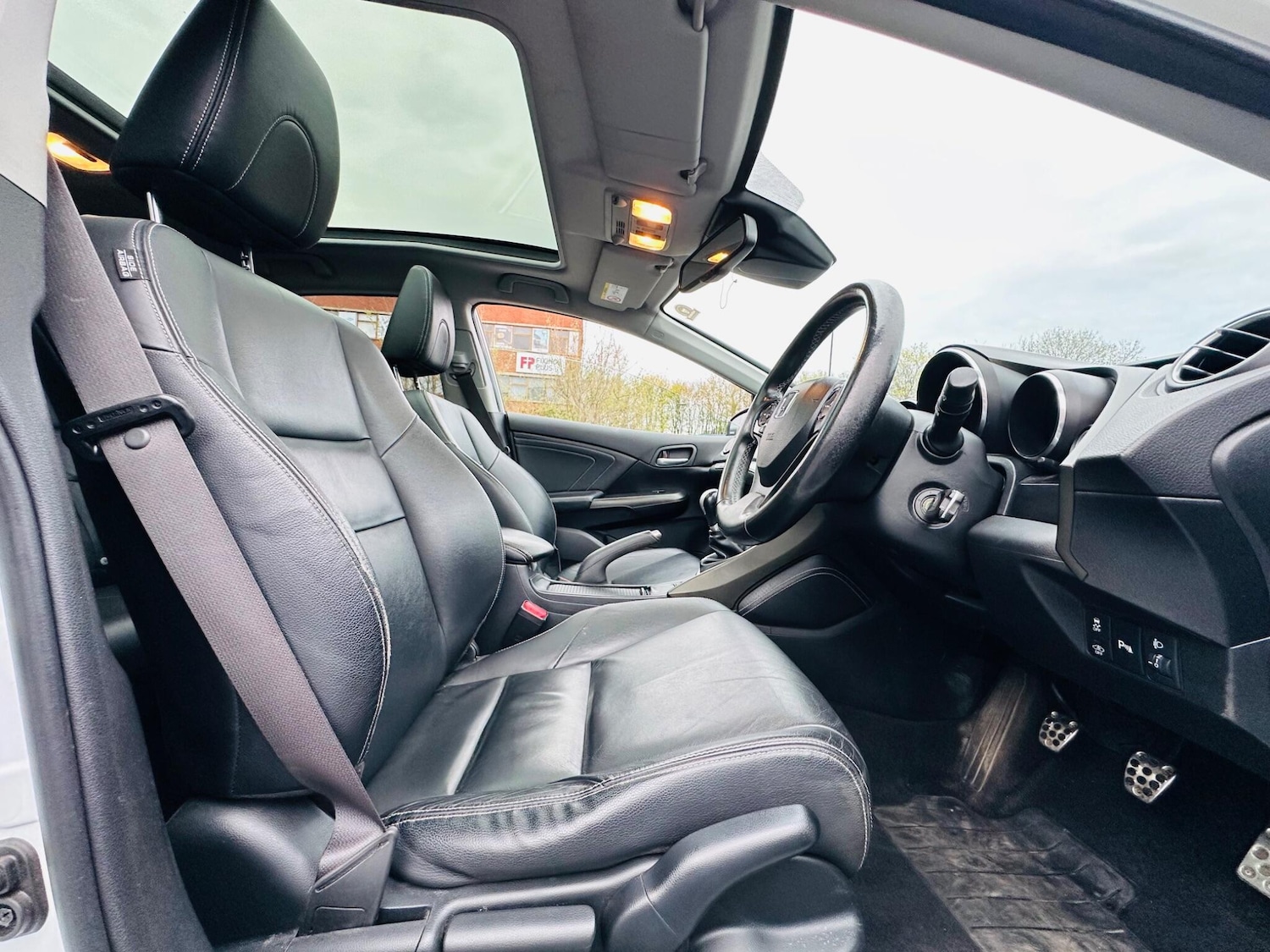 Used Honda Civic 2015 for sale - 78116095: Photo 20