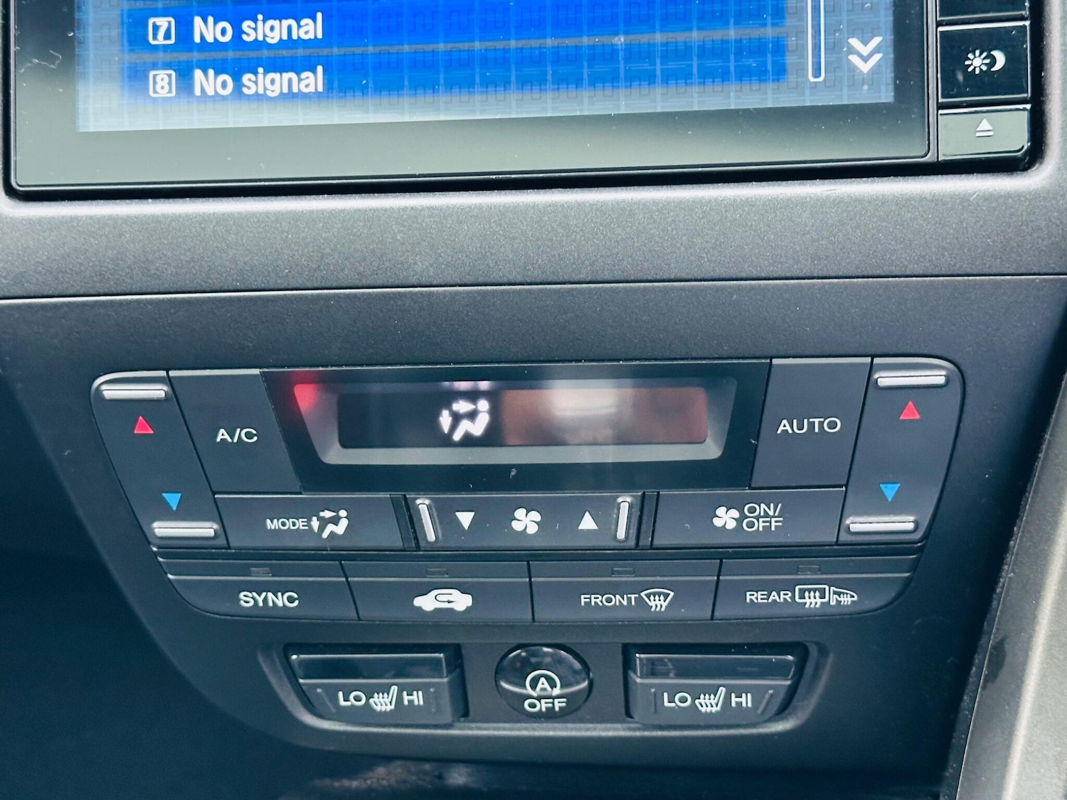 Used Honda Civic 2015 for sale - 78116095: Photo 26