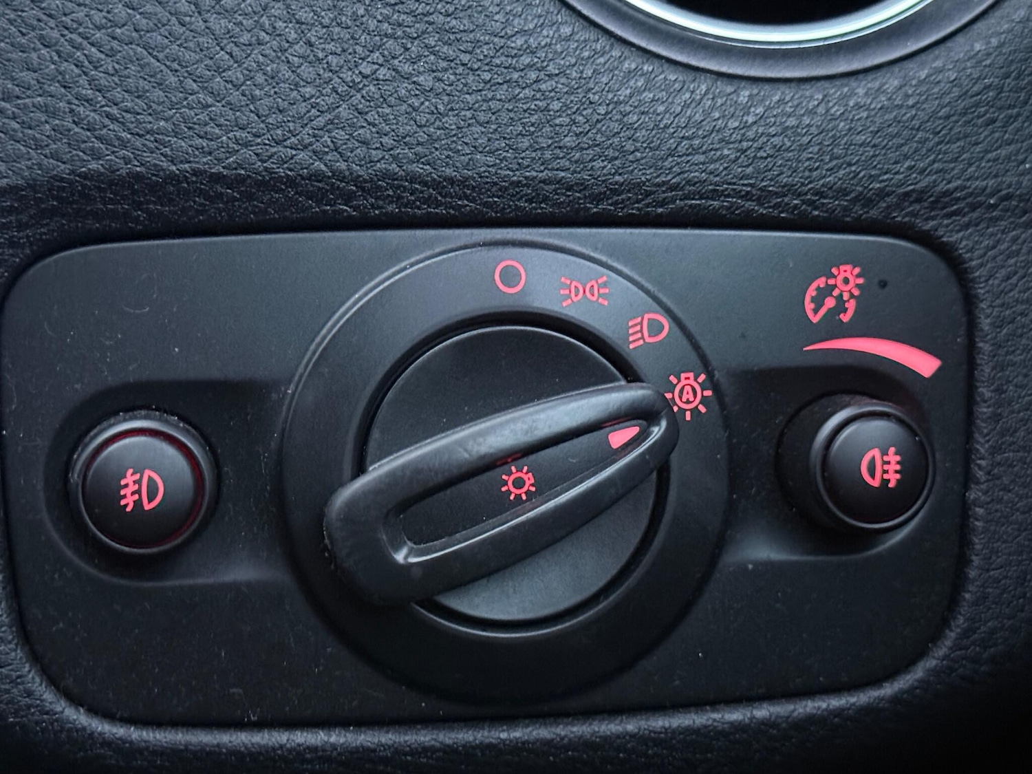 Used Ford Mondeo 2014 for sale - 76952489: Photo 23