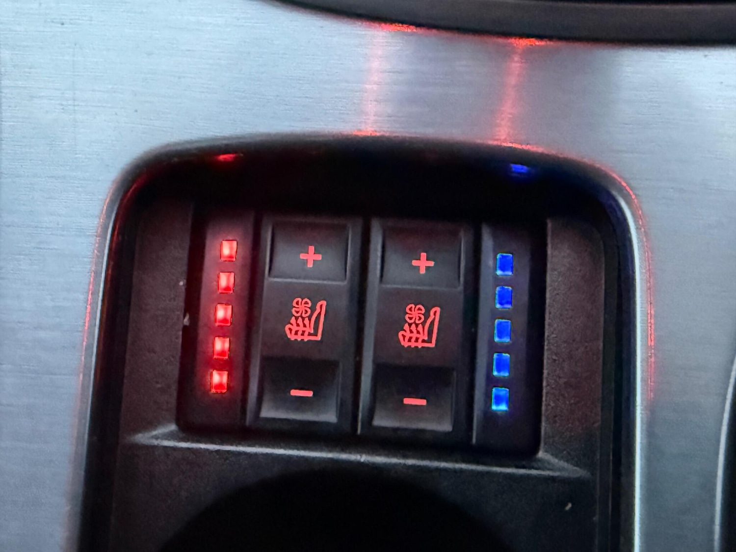 Used Ford Mondeo 2014 for sale - 76952489: Photo 24