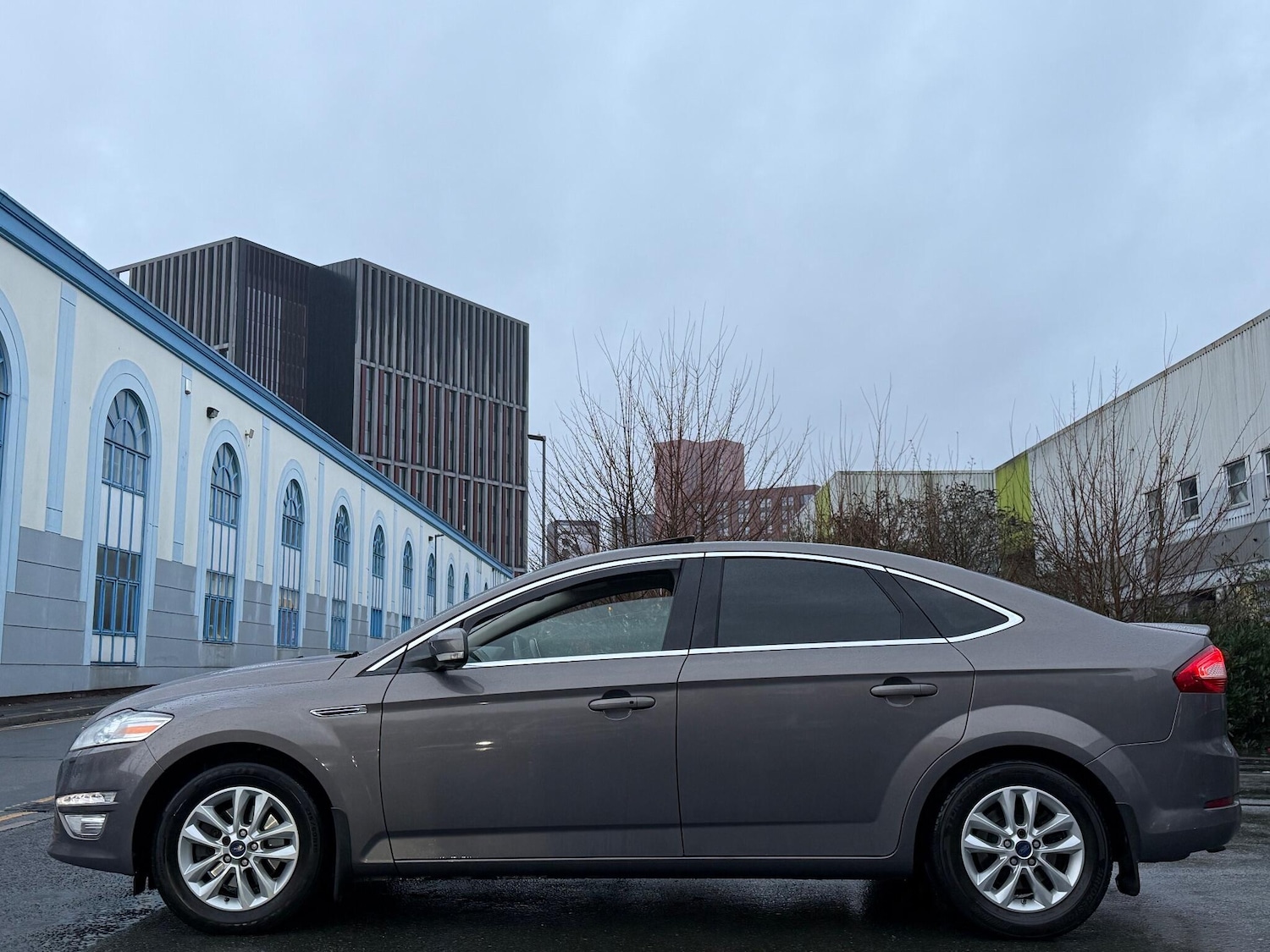 Used Ford Mondeo 2014 for sale - 76952489: Photo 8