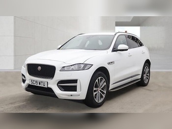 Used Jaguar F-Pace 2019 for sale - 79552840: Photo