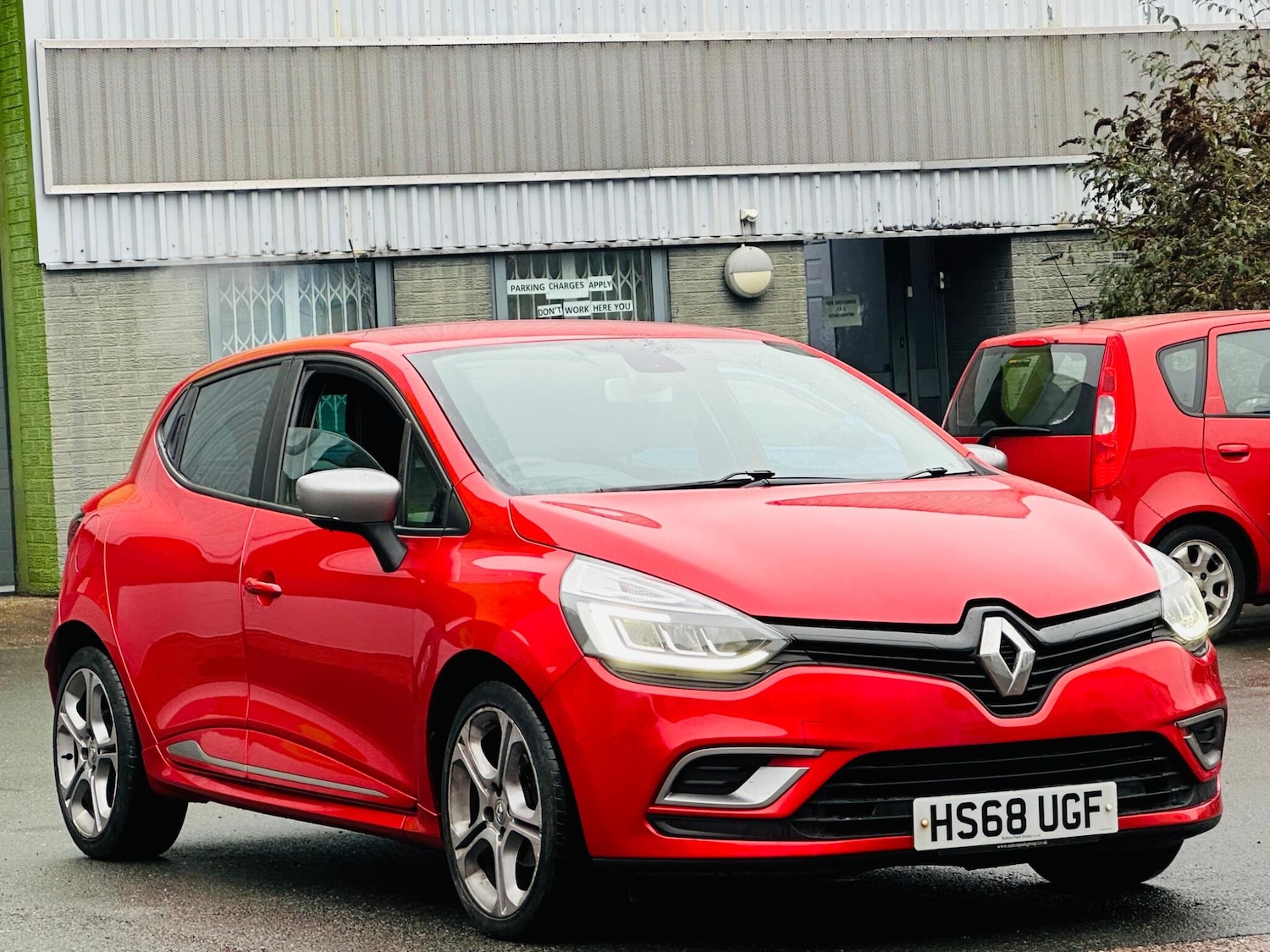 Used Renault Clio 2019 for sale - 77143761: Photo 1