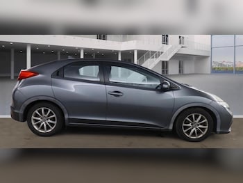 Used Honda Civic 2012 for sale - 77926150: Photo