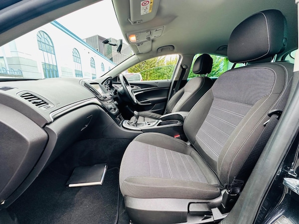 Used Vauxhall Insignia 2015 for sale - 76099032: Photo 9