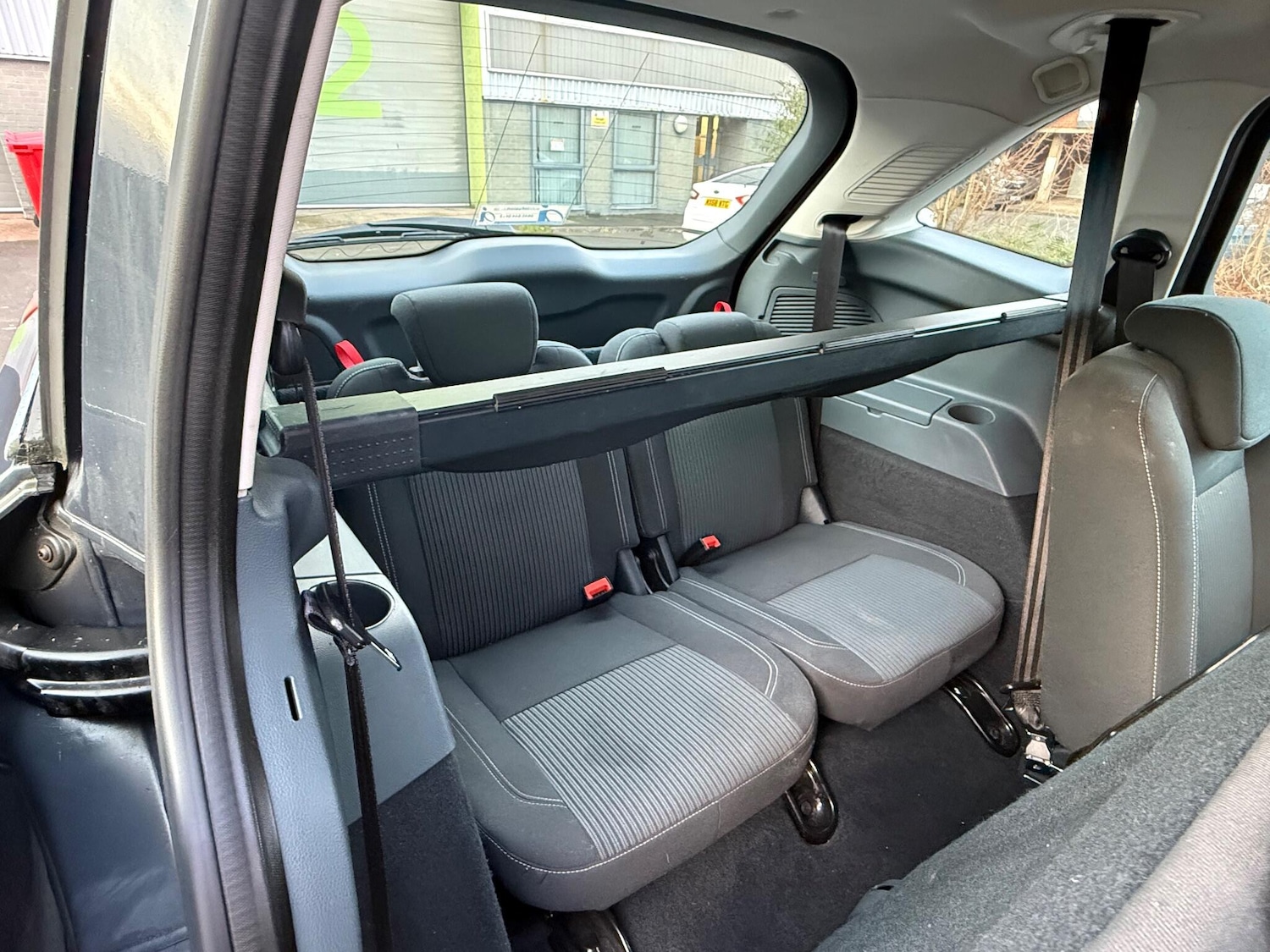 Used Ford Grand C-Max 2013 for sale - 76965141: Photo 15