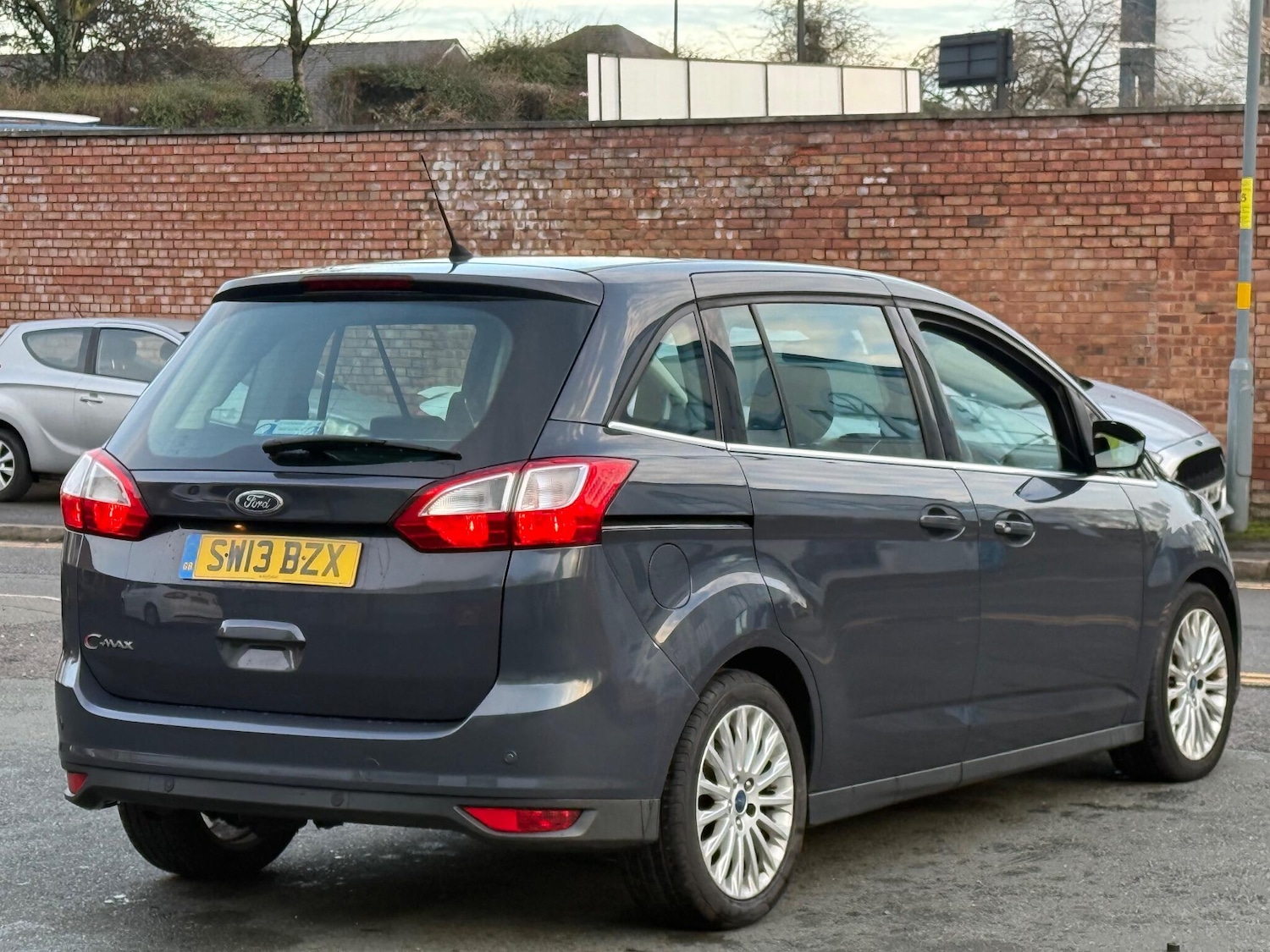 Used Ford Grand C-Max 2013 for sale - 76965141: Photo 21