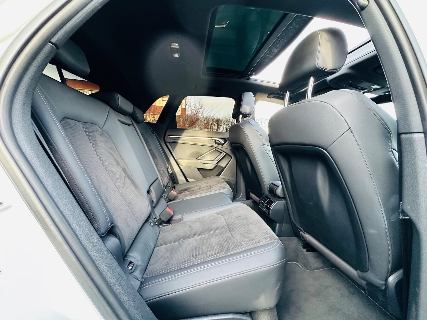 Used Audi Q3 2019 for sale - 77344277: Photo 17