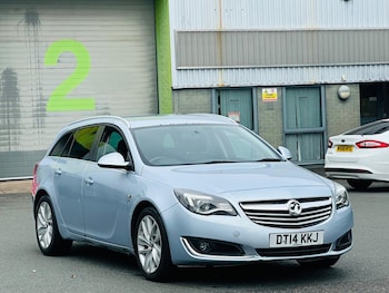 Vauxhall - Insignia