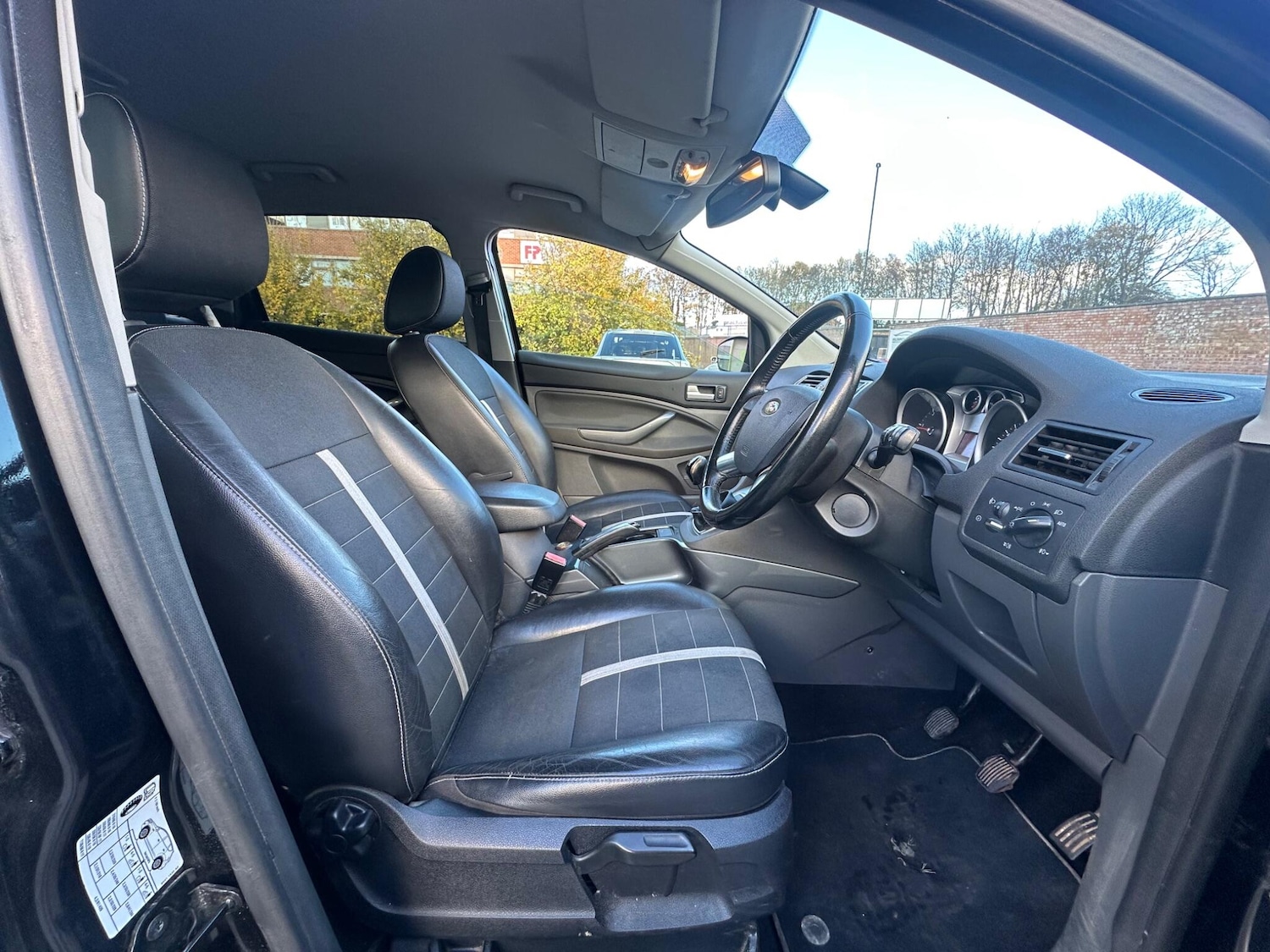 Used Ford Kuga 2012 for sale - 76671670: Photo 21