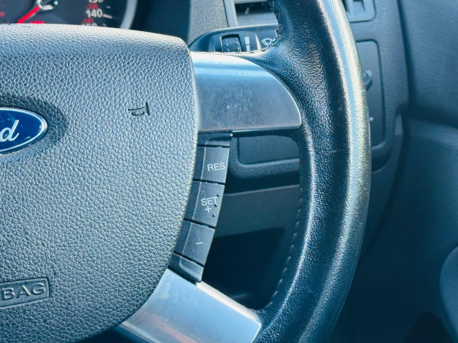 Used Ford Kuga 2012 for sale - 76671670: Photo 23