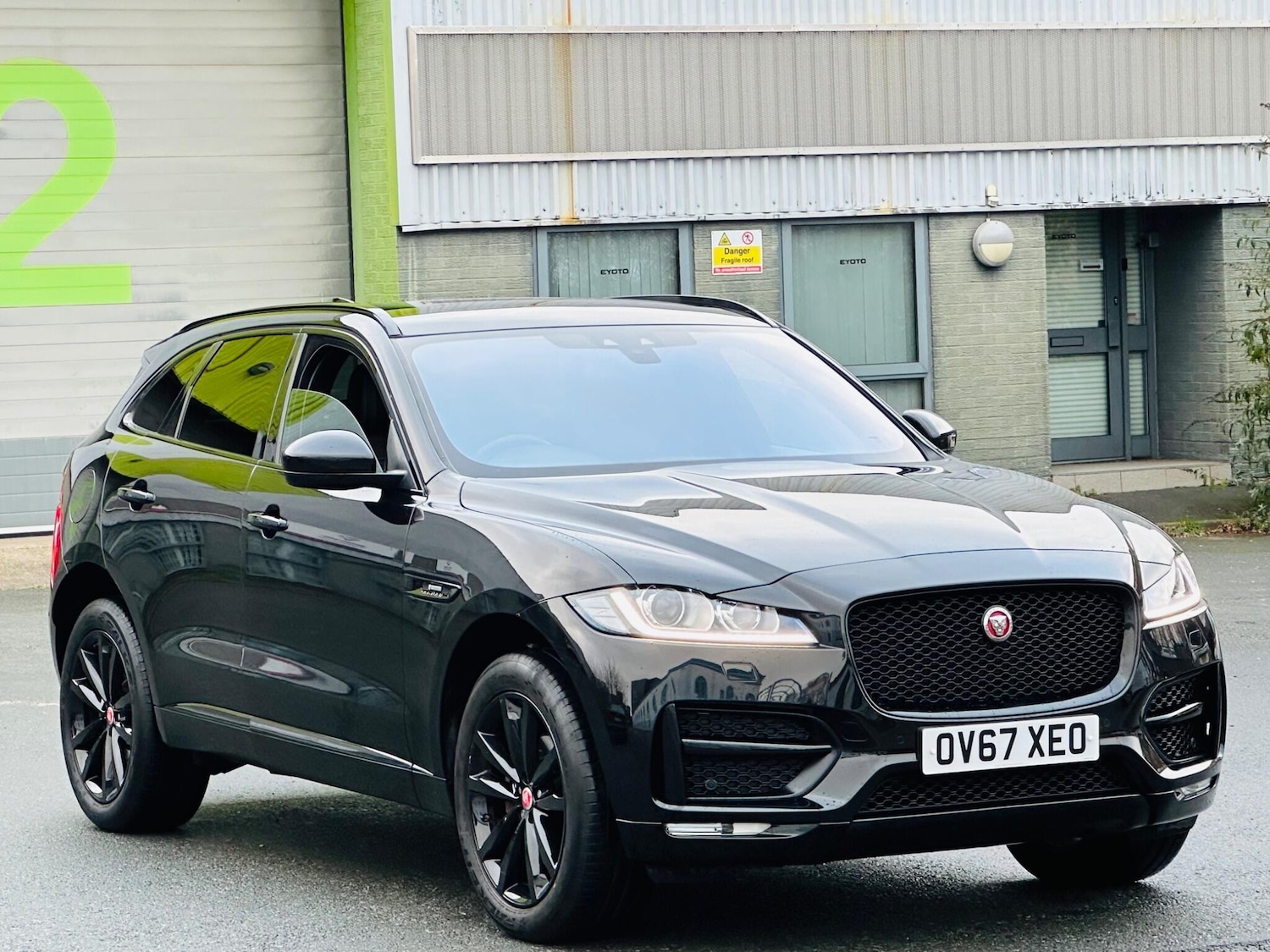 Used Jaguar F-Pace 2017 for sale - 77054054: Photo 6
