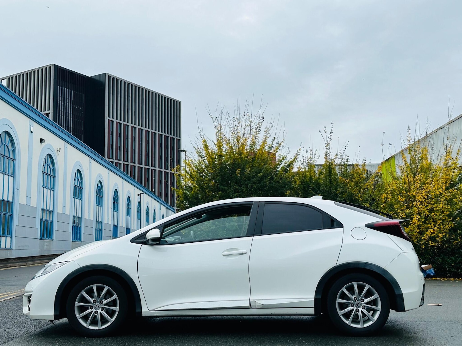 Used Honda Civic 2016 for sale - 76349080: Photo 8