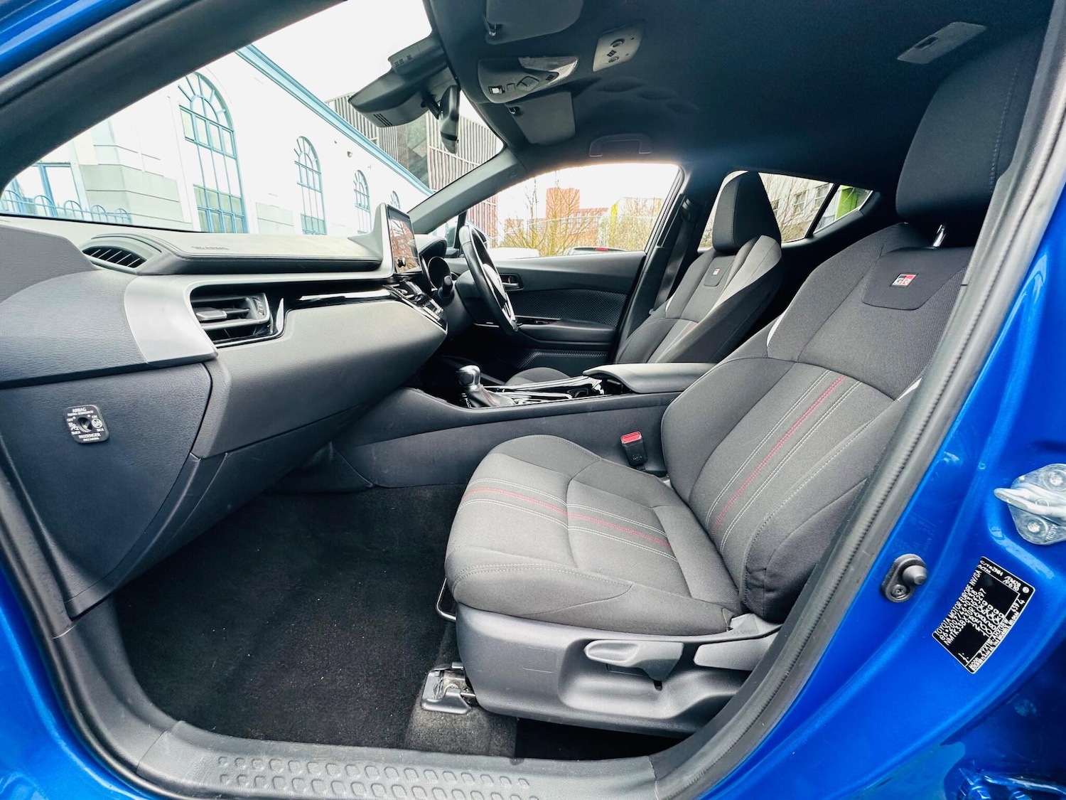 Used Toyota C-HR 2022 for sale - 77625978: Photo 12