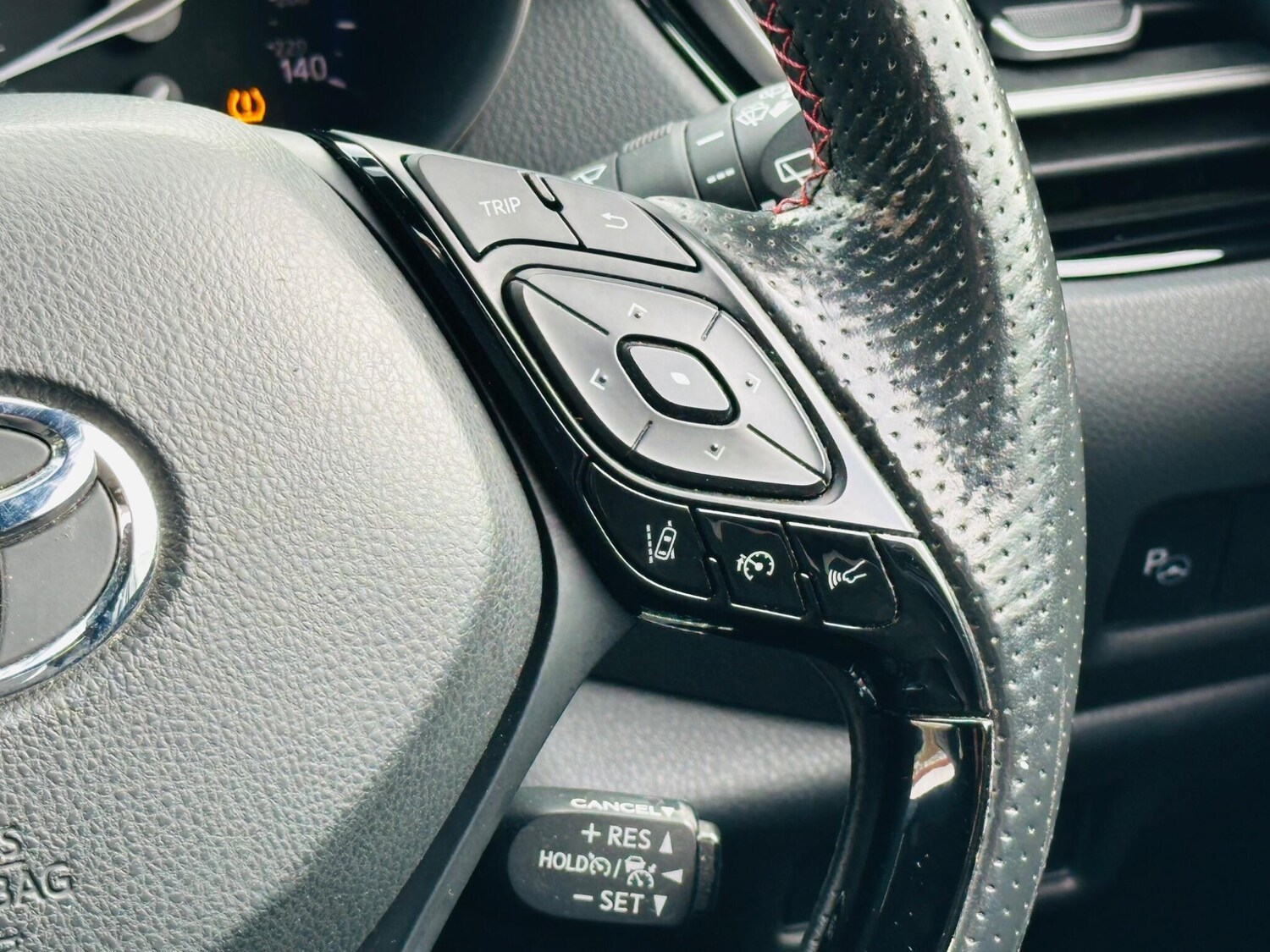 Used Toyota C-HR 2022 for sale - 77625978: Photo 23